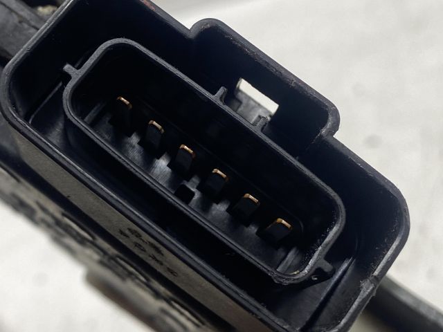 bontott SUZUKI IGNIS II Jobb hátsó Ajtózár