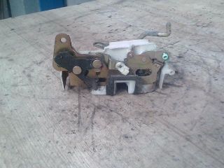 bontott SUZUKI IGNIS II Jobb hátsó Ajtózár