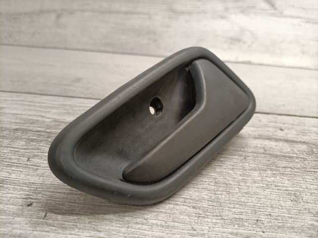 bontott SUZUKI IGNIS II Jobb hátsó Belső Kilincs