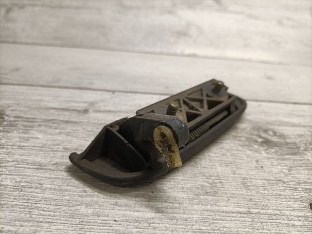 bontott SUZUKI IGNIS II Jobb hátsó Külső Kilincs