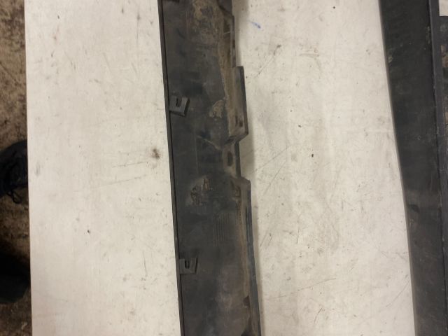 bontott SUZUKI IGNIS II Jobb hátsó Küszöb Díszléc