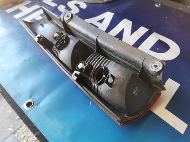 bontott SUZUKI IGNIS II Jobb Hátsó Lámpa