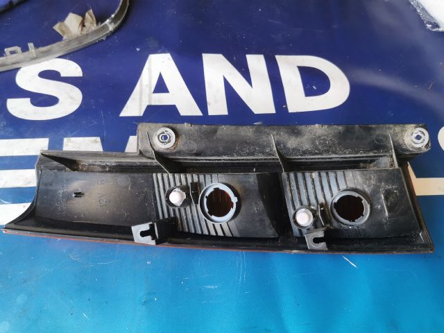 bontott SUZUKI IGNIS II Jobb Hátsó Lámpa