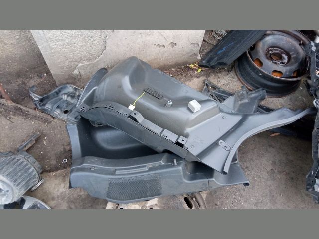 bontott SUZUKI IGNIS II Jobb Kalaptartó Tartó Konzol