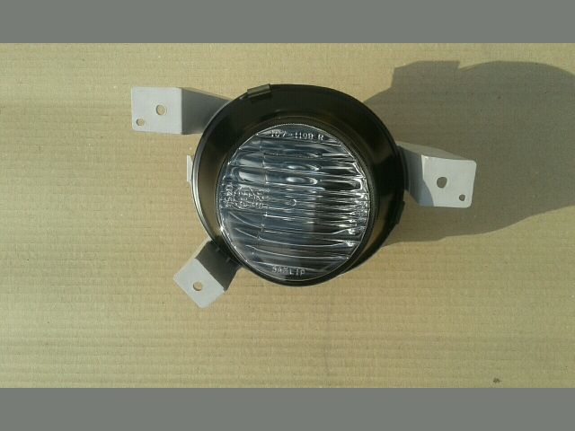 bontott SUZUKI IGNIS II Jobb Ködfényszóró