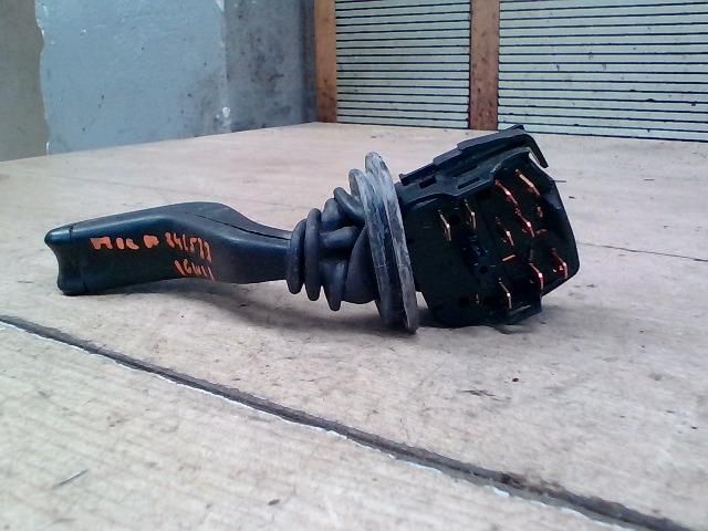 bontott SUZUKI IGNIS II Jobb Kormánykapcsoló Ablaktörlő