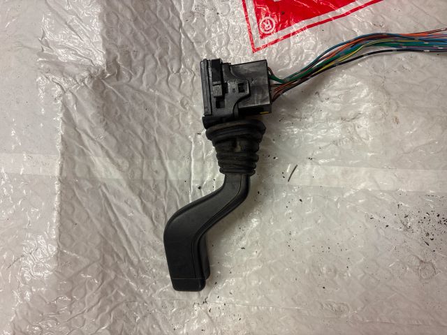 bontott SUZUKI IGNIS II Jobb Kormánykapcsoló Ablaktörlő