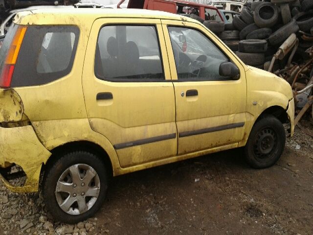 bontott SUZUKI IGNIS II Jobb Napellenző Tartó