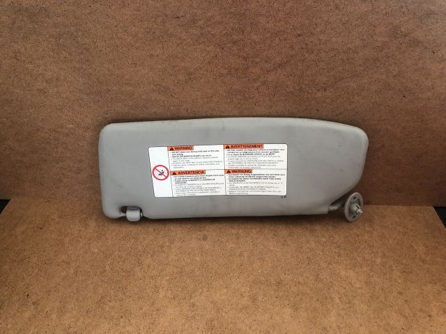 bontott SUZUKI IGNIS II Jobb Napellenző