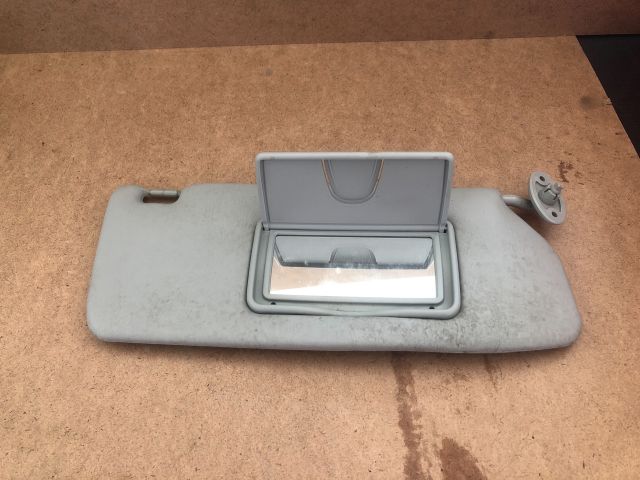 bontott SUZUKI IGNIS II Jobb Napellenző