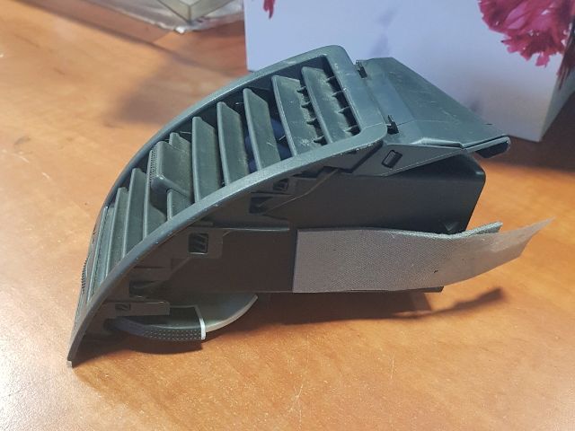 bontott SUZUKI IGNIS II Jobb Szellőző