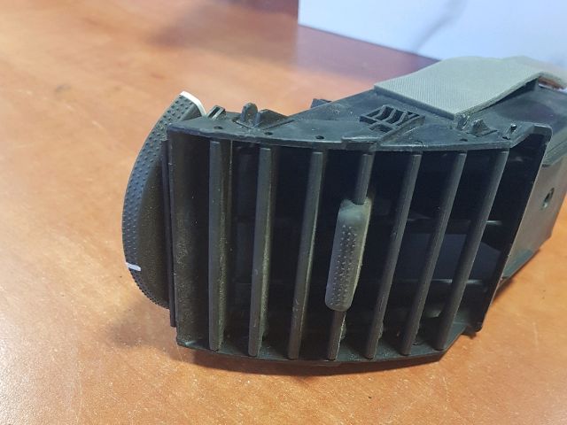 bontott SUZUKI IGNIS II Jobb Szellőző