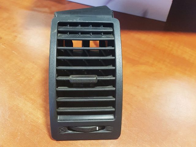 bontott SUZUKI IGNIS II Jobb Szellőző