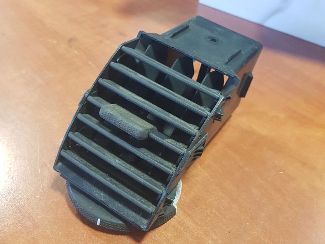 bontott SUZUKI IGNIS II Jobb Szellőző