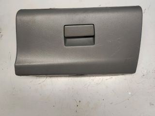 bontott SUZUKI IGNIS II Kesztyűtartó