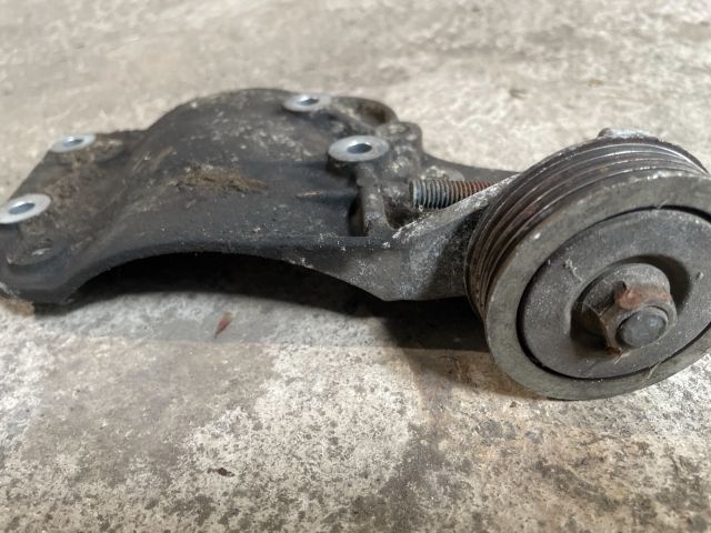 bontott SUZUKI IGNIS II Klímakompresszor Tartó Bak