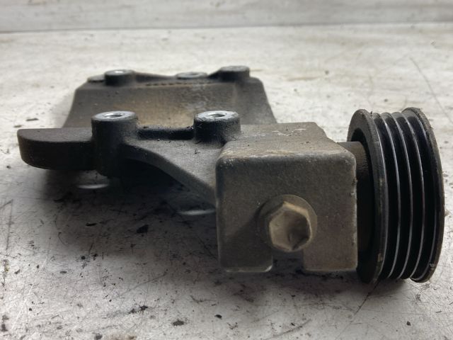 bontott SUZUKI IGNIS II Klímakompresszor Tartó Bak