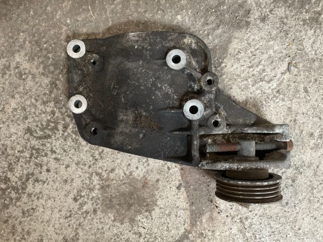 bontott SUZUKI IGNIS II Klímakompresszor Tartó Bak