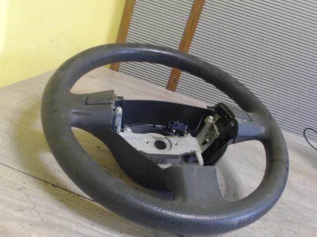 bontott SUZUKI IGNIS II Kormány