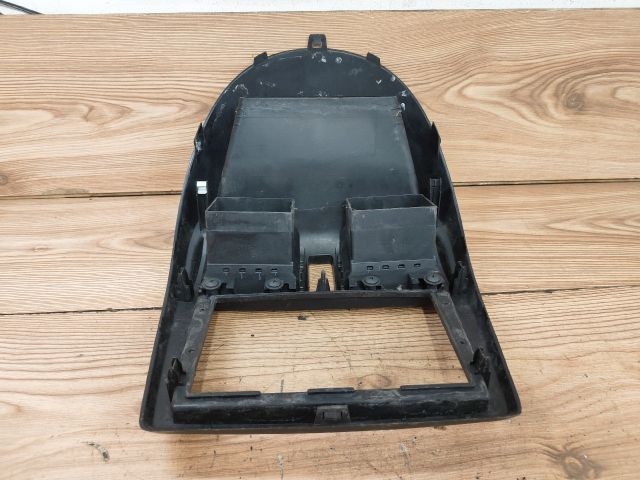 bontott SUZUKI IGNIS II Középkonzol Keret