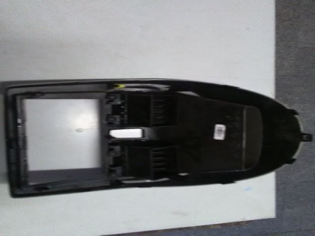 bontott SUZUKI IGNIS II Középső Szellőző