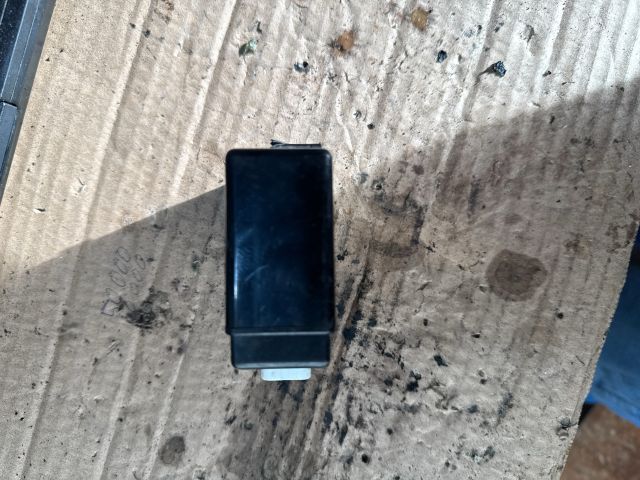 bontott SUZUKI IGNIS II Központizár Elektronika