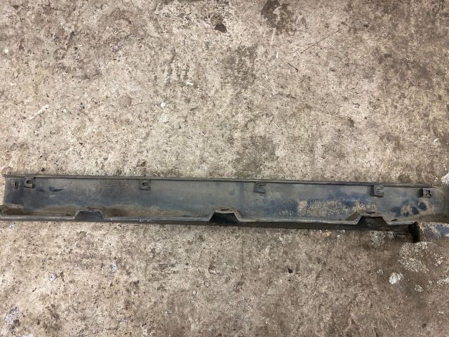 bontott SUZUKI IGNIS II Küszöb Burkolat