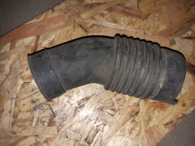 bontott SUZUKI IGNIS II Légbeömlő Cső