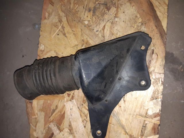 bontott SUZUKI IGNIS II Légbeömlő Cső