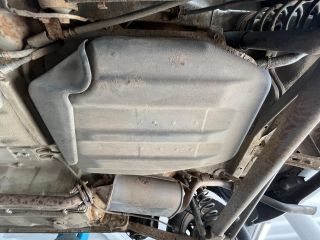 bontott SUZUKI IGNIS II Motorháztető Nyitó Kar / Gomb