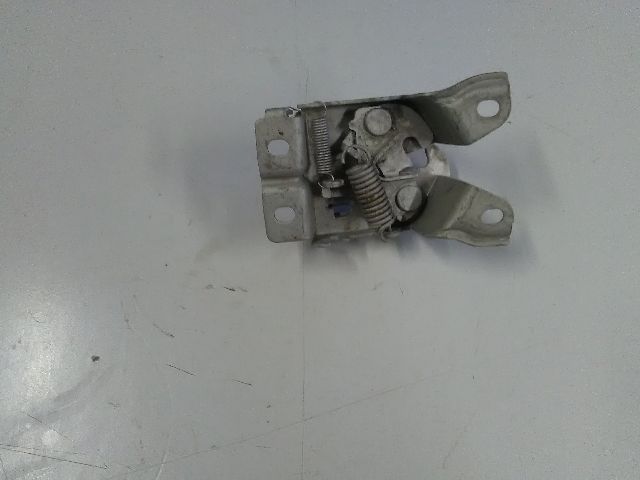 bontott SUZUKI IGNIS II Motorháztető Zárszerkezet