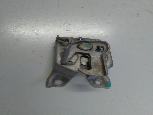 bontott SUZUKI IGNIS II Motorháztető Zárszerkezet