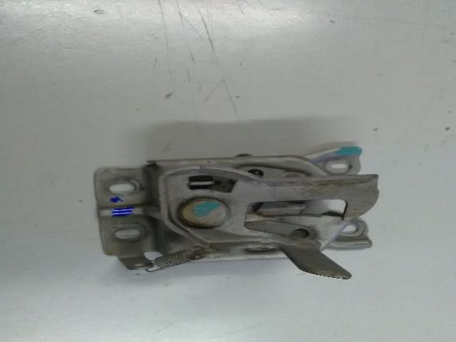 bontott SUZUKI IGNIS II Motorháztető Zárszerkezet