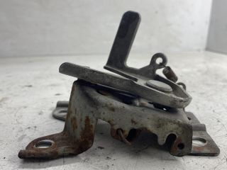 bontott SUZUKI IGNIS II Motorháztető Zárszerkezet