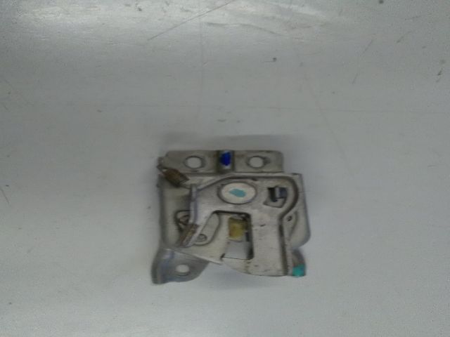 bontott SUZUKI IGNIS II Motorháztető Zárszerkezet