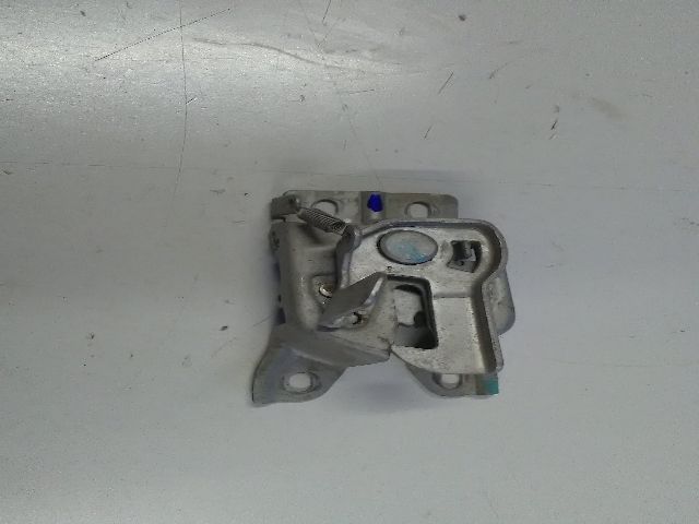 bontott SUZUKI IGNIS II Motorháztető Zárszerkezet