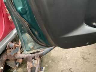 bontott SUZUKI IGNIS II Motorháztető Zsanér Pár