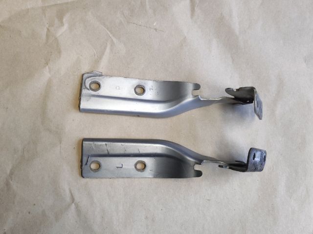 bontott SUZUKI IGNIS II Motorháztető Zsanér Pár