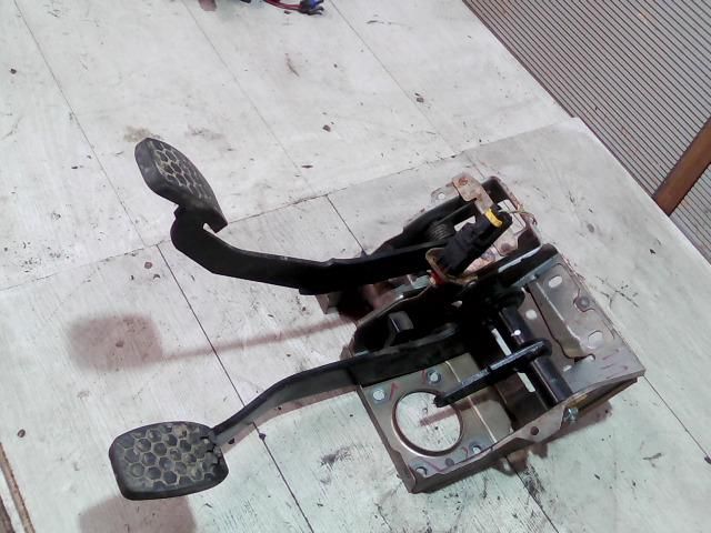 bontott SUZUKI IGNIS II Pedálsor (Gáz, Fék, Kuplung)