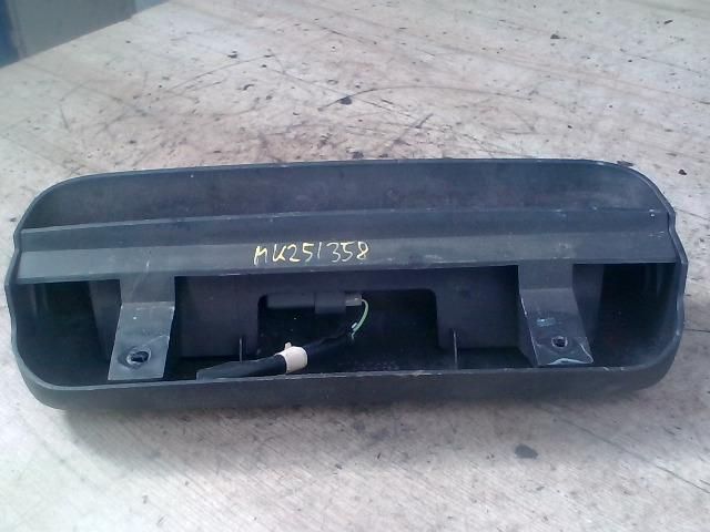 bontott SUZUKI IGNIS II Pótféklámpa