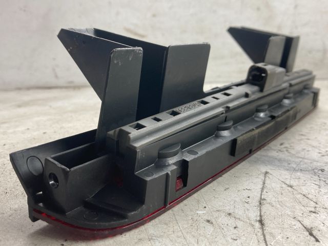 bontott SUZUKI IGNIS II Pótféklámpa