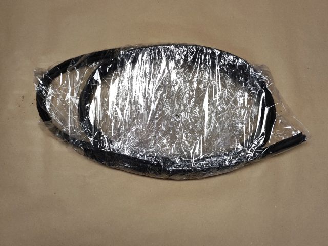 bontott SUZUKI IGNIS II Szélvédő Takaró