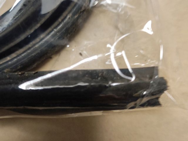 bontott SUZUKI IGNIS II Szélvédő Takaró