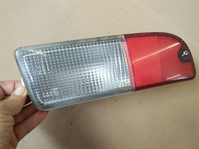 bontott SUZUKI IGNIS II Tolatólámpa