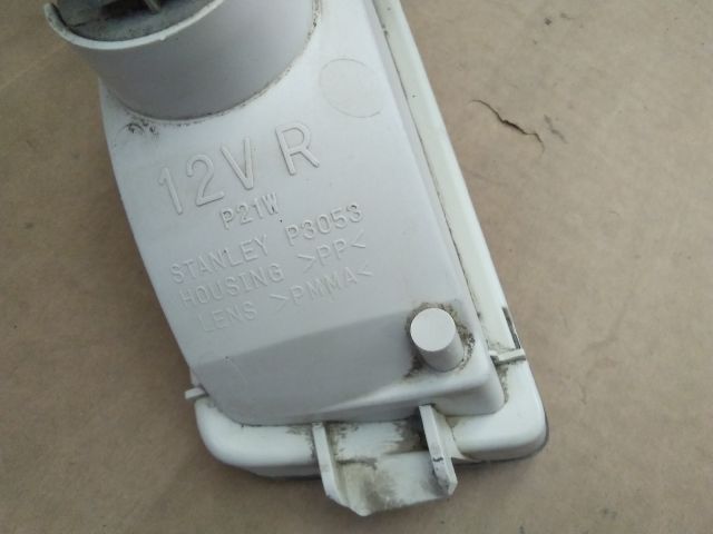 bontott SUZUKI IGNIS II Tolatólámpa