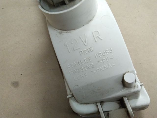 bontott SUZUKI IGNIS II Tolatólámpa