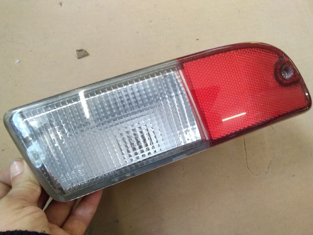 bontott SUZUKI IGNIS II Tolatólámpa