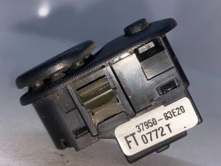 bontott SUZUKI IGNIS II Tükör Kapcsoló