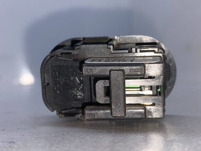 bontott SUZUKI IGNIS II Tükör Kapcsoló