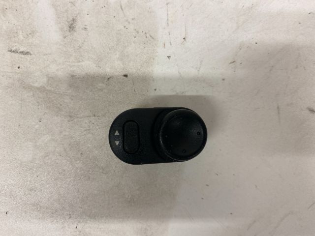 bontott SUZUKI IGNIS II Tükör Kapcsoló